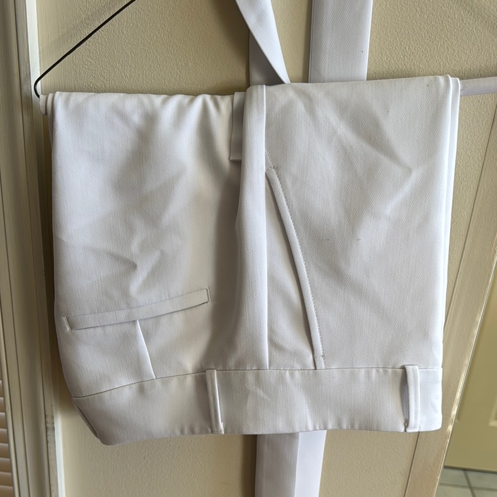 Banana Republic White Women's Shorts